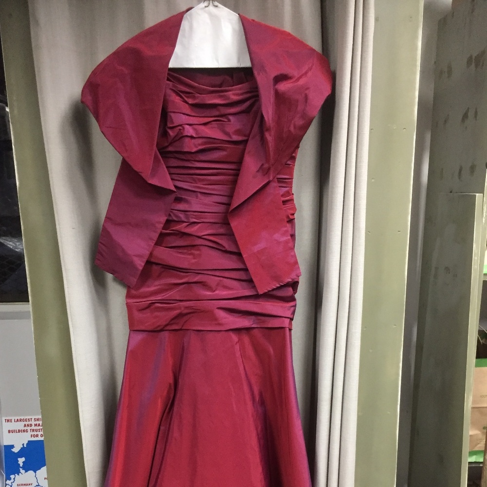Tadashi Neiman Marcus gown/evening dress/prom